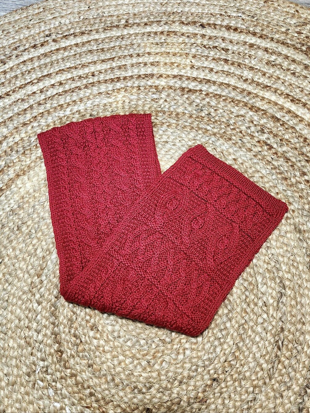 Aran Crafts Wool Honeycomb Red Scarf Unisex Ireland 64x9 Inch Cable Knit Celtic - Picture 6 of 11